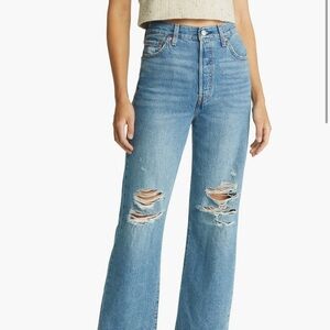 Levi's Ribcage Straight Ankle Jeans